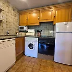 C09 - Pirineos - Villmor Apartment *